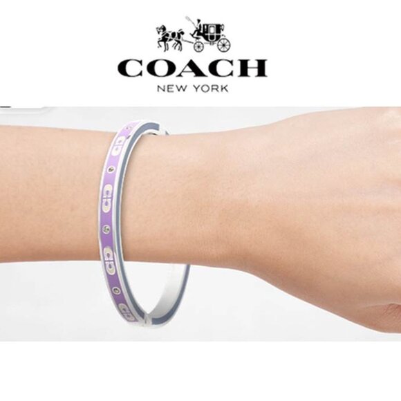 COACH Kissing Signature Enamel Hinged Bangle NWT - Picture 4 of 9